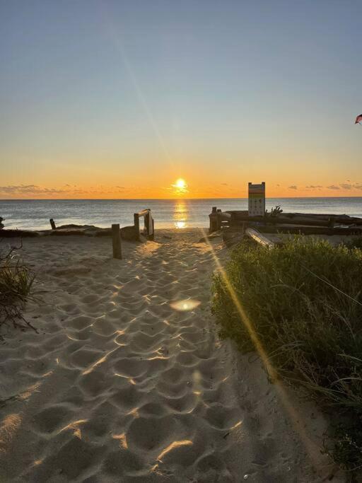 Beach House On Stockton Beach, Newcastle Βίλα Εξωτερικό φωτογραφία