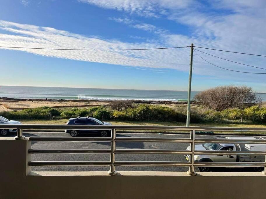 Beach House On Stockton Beach, Newcastle Βίλα Εξωτερικό φωτογραφία